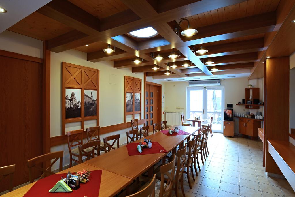 Wellness Penzion Pod Rozhlednou Kostelec nad Orlici Экстерьер фото